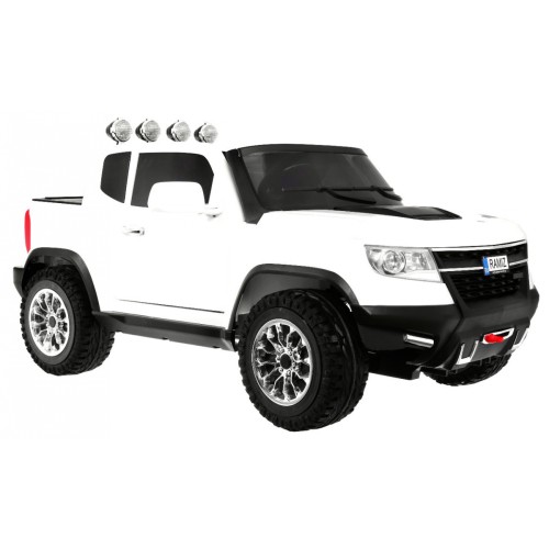 Pojazd Chevi 4x4 Pickup Skóra 2 4G Biały