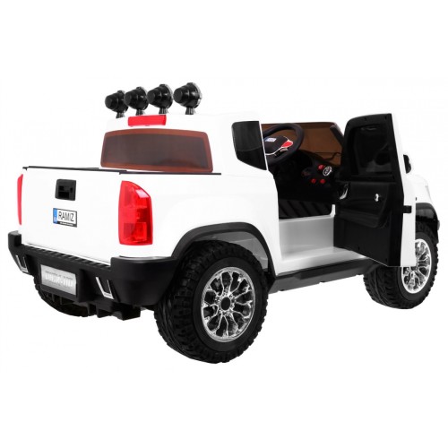 Pojazd Chevi 4x4 Pickup Skóra 2 4G Biały