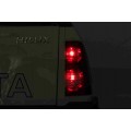 Toyota Hilux na akumulator dla dzieci Biały Pickup + Napęd 4x4 + Pilot + 2 bagażniki