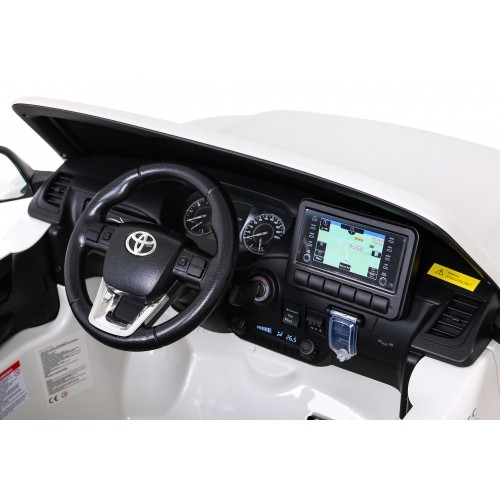 Toyota Hilux na akumulator dla dzieci Biały Pickup + Napęd 4x4 + Pilot + 2 bagażniki