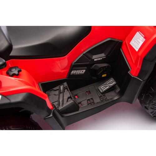 Quad Can Am Outlander ATV z Pilotem Czerwony