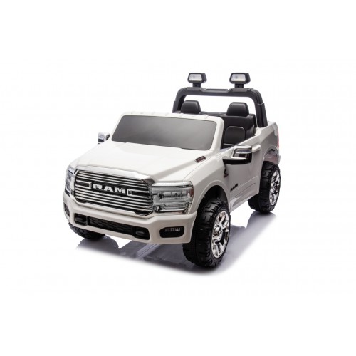 Pojazd RAM 3500 Biały
