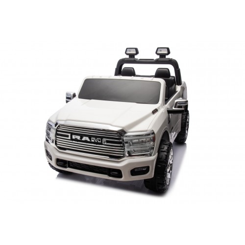 Pojazd RAM 3500 Biały