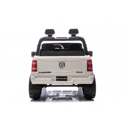Pojazd RAM 3500 Biały