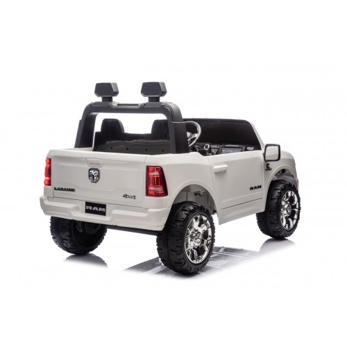 Pojazd RAM 3500 Biały