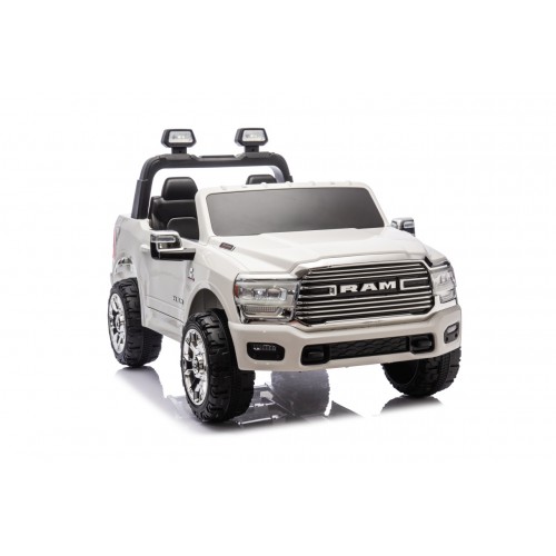 Pojazd RAM 3500 Biały