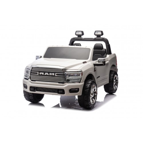 Pojazd RAM 3500 Biały
