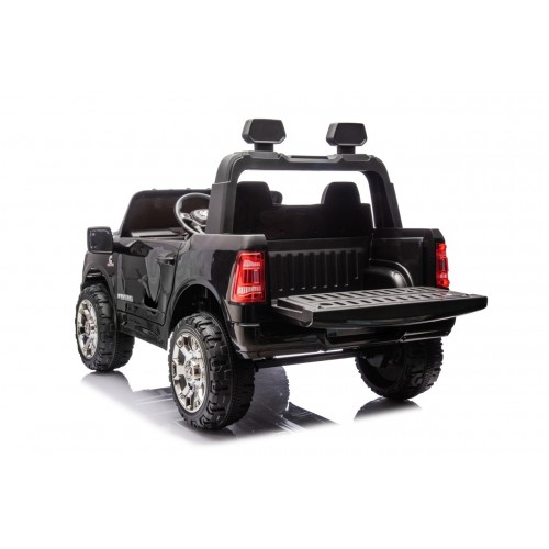 Pojazd RAM 3500 Czarny