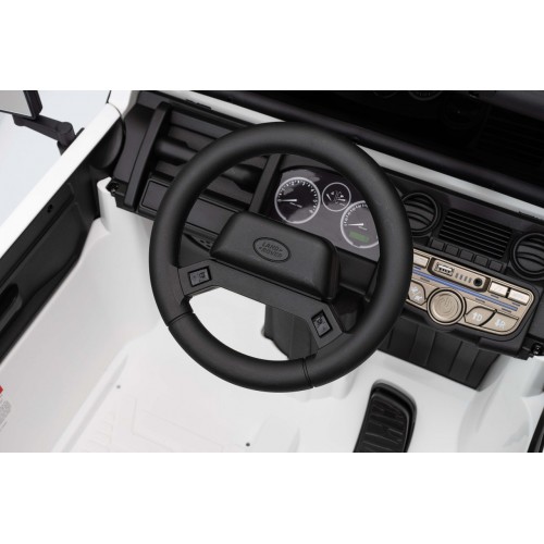 Pojazd Land Rover Defender 110 SVX Concept Biały