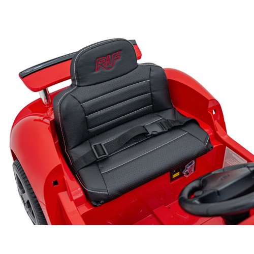 Pojazd RUF CTR3 Czerwony