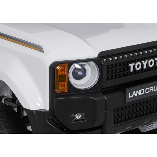 Pojazd Toyota Land Cruiser PRADO Biały