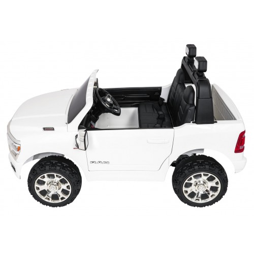 Pojazd RAM 3500 Biały