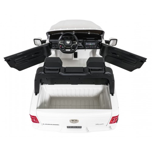 Pojazd RAM 3500 Biały