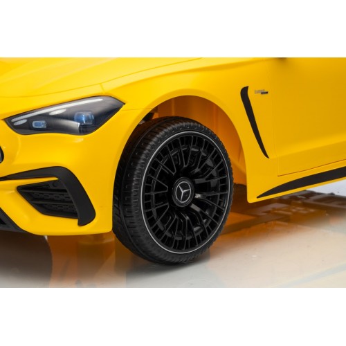 Pojazd Mercedes Benz AMG CLE 53 Żółty