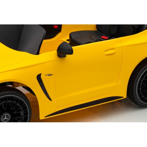 Pojazd Mercedes Benz AMG CLE 53 Żółty