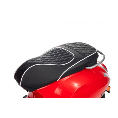 Pojazd Skuter Vespa ROMA Czerwony