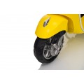 Pojazd Skuter Vespa ROMA Żółty