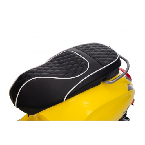 Pojazd Skuter Vespa ROMA Żółty