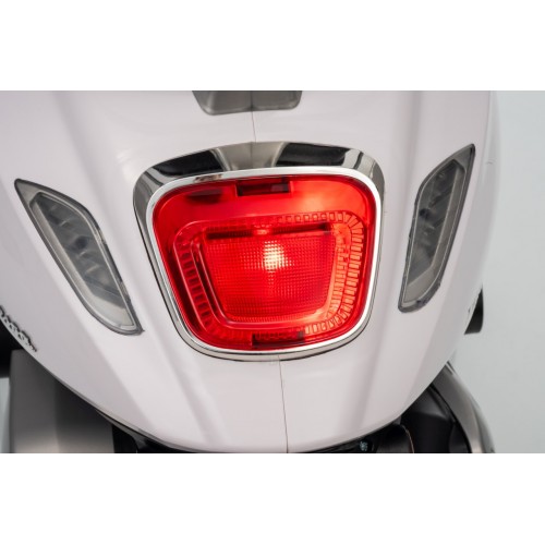 Pojazd Skuter Vespa ROMA Biały