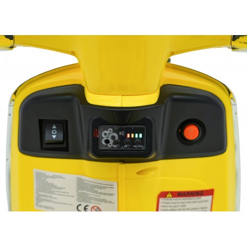 Pojazd Skuter Vespa ROMA Żółty