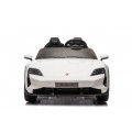 Pojazd Porsche Taycan Turbo S Biały