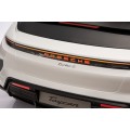 Pojazd Porsche Taycan Turbo S Biały