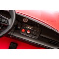 Pojazd Porsche Taycan Turbo S Czerwony