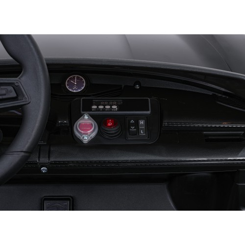 Pojazd Porsche Taycan Turbo S Czarny