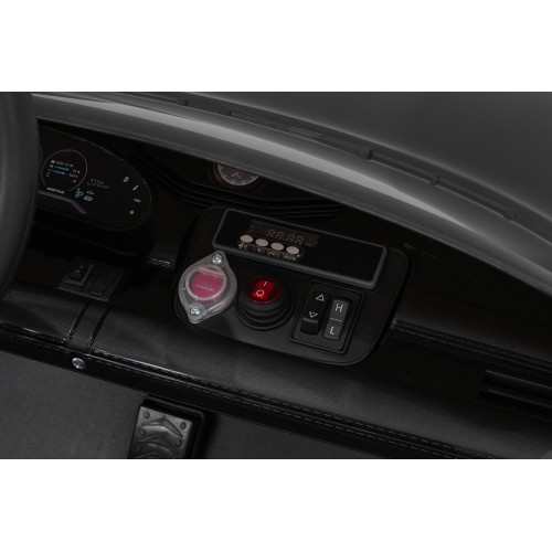 Pojazd Porsche Taycan Turbo S Czarny