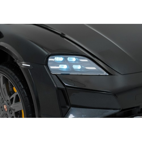 Pojazd Porsche Taycan Turbo S Czarny