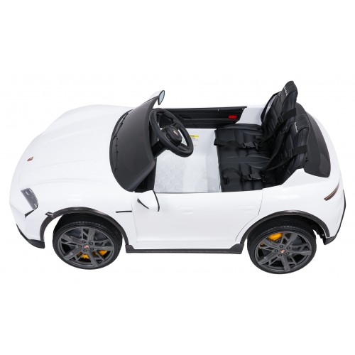 Pojazd Porsche Taycan Turbo S Biały