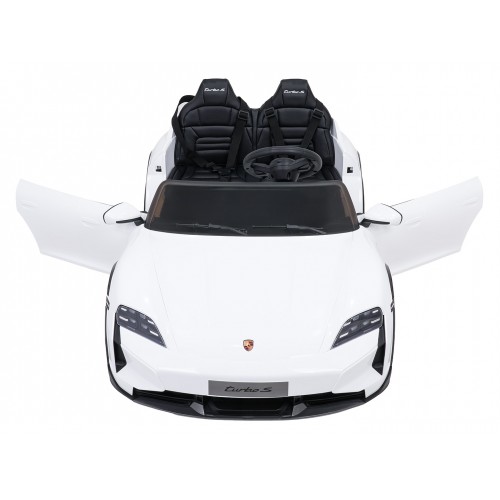 Pojazd Porsche Taycan Turbo S Biały