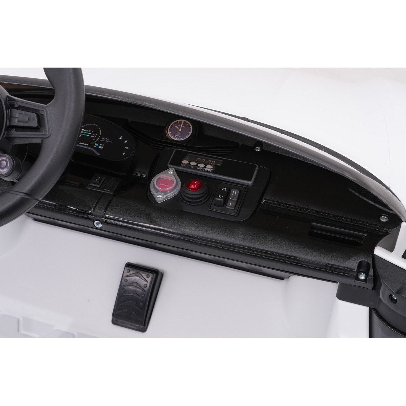 Pojazd Porsche Taycan Turbo S Biały