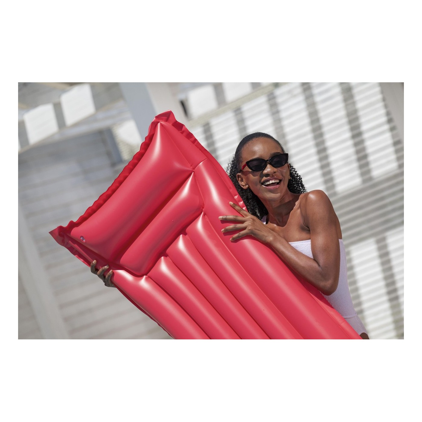 Dmuchany Materac do pływania Czerwony BESTWAY 183x69cm + Poduszka