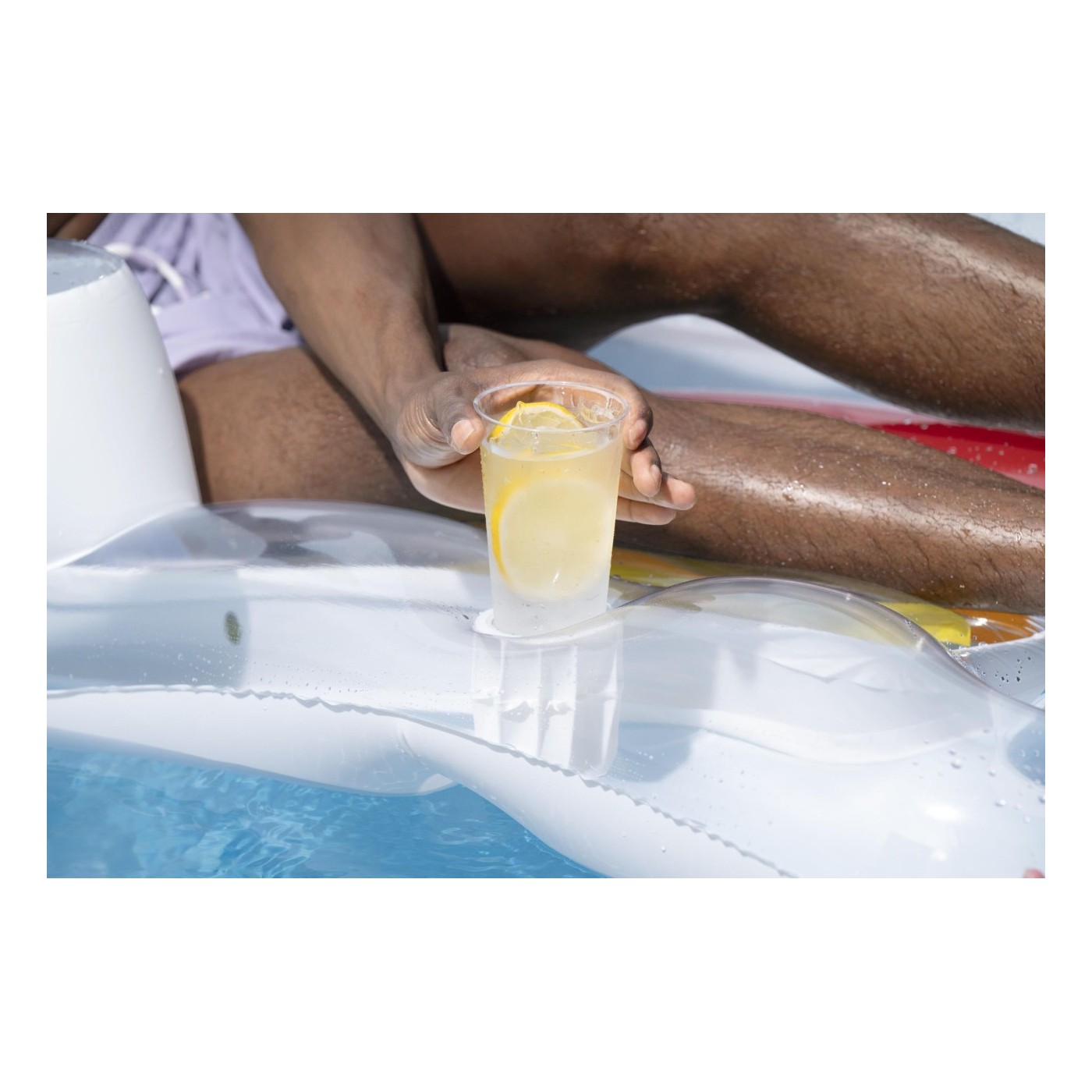 Dmuchany Materac do pływania Leżak Biały BESTWAY 161x84cm + Oparcie