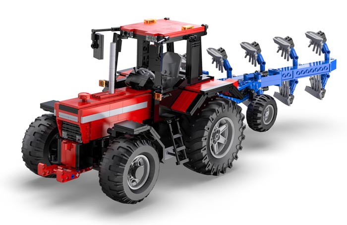 C61052W traktor z pługiem eric trax CaDA master przód